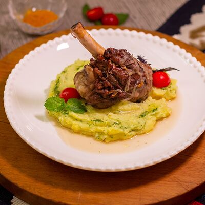 Голень баранья в Хан Булак по цене 690 ₽