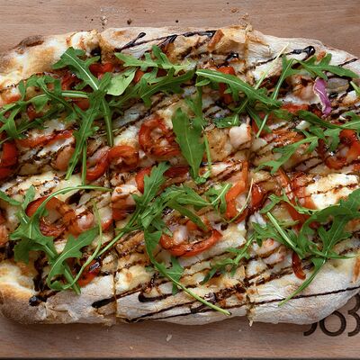 Пицца с креветками и печеным перцем в ЗоЗо по цене 575 ₽