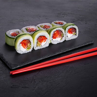 Фреш ролл в Sushiman по цене 484 ₽