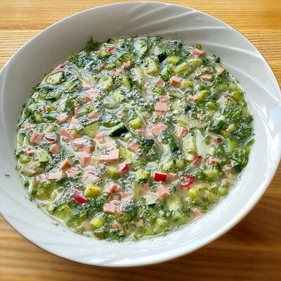 Окрошка на кефире в Золотая вилка по цене 330 ₽