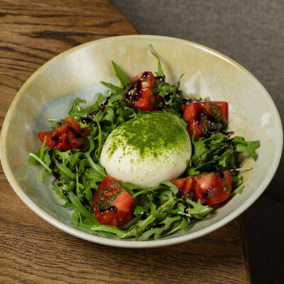 Буррата с томатами в БарТо по цене 793 ₽