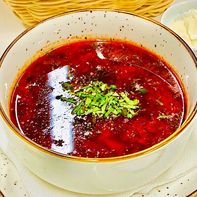 Московский борщ в Бакинские Каникулы by Сим Сити по цене 540 ₽