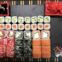 Сет №1 в Sushi Time