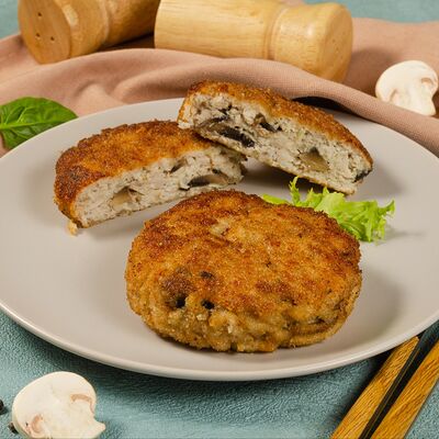 Котлета куриная с грибамив Соляночка по цене 140 ₽