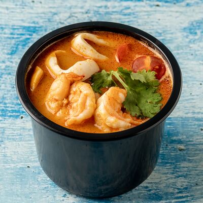 Том ям с морепродуктами в Хачапури & Кофе по цене 640 ₽