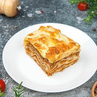 Лазанья мясная в Family Food