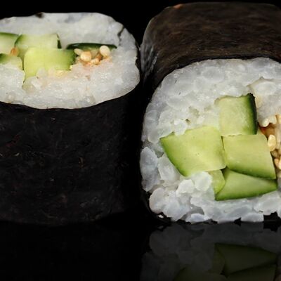 Ролл с огурцом в Пусан по цене 150 ₽