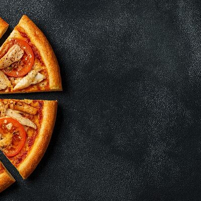 Пицца Мясная в Mama miya по цене 799 ₽