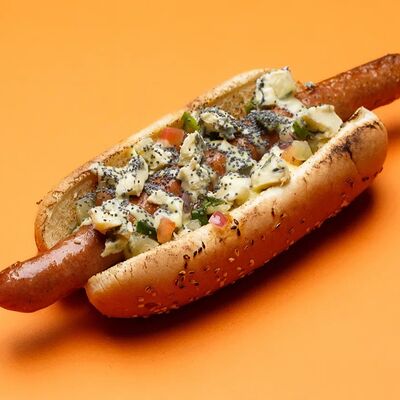 Хот-дог №4 в Папа Рядом Гриль-паб по цене 475 ₽