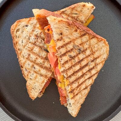 Итальянский сэндвич с пеперони в SunSet по цене 320 ₽