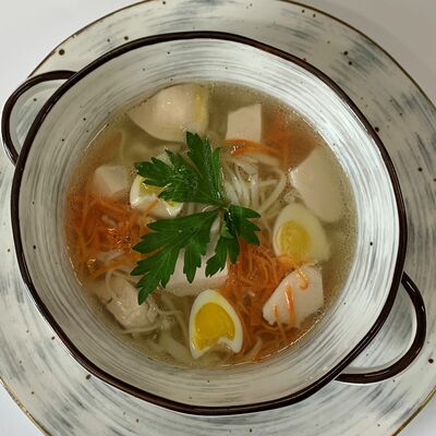 Куриный суп с домашней лапшой в Jesstaurant по цене 390 ₽