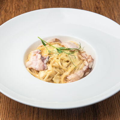 Паста Карбонара в Помидорро по цене 495 ₽