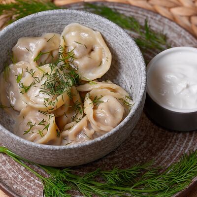 Д* Пельмени домашние в ЭлеКафе по цене 650 ₽