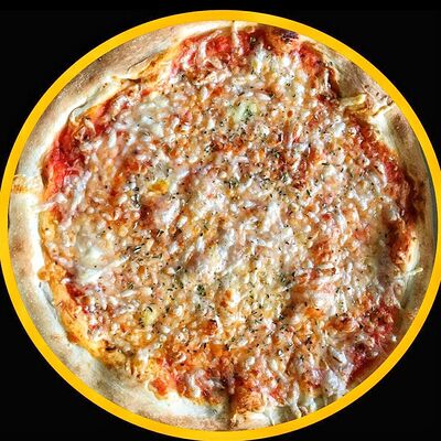 Пицца Маргарита 30 см в SPACEPIZZA по цене 462 ₽