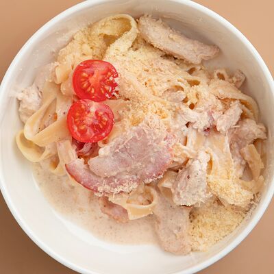 Карбонара с куриным филе в CRAFT COFFEE по цене 650 ₽