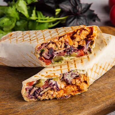 Шаурма с курицей в Babo по цене 390 ₽