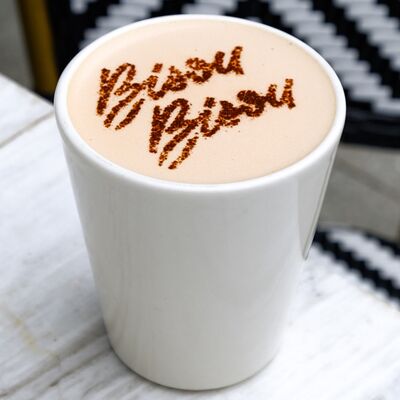 Раф классический в Bisou Bisou Bistro по цене 495 ₽