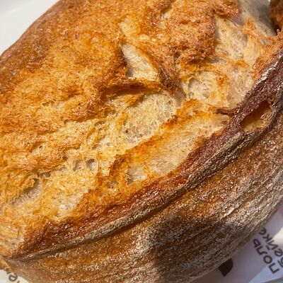 Хлеб тартин пшеничный в Поль Бейкери по цене 170 ₽