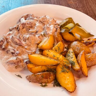 Бефстроганов из говядиныв Craft Lab Cafe по цене 630 ₽