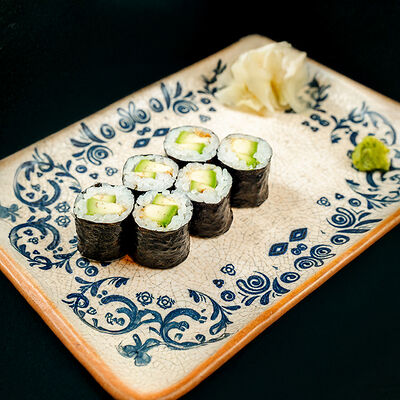 Маки Авокадо в Mr. Lee по цене 750 ₽