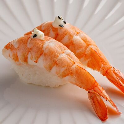 Суши с креветкой в MO by Matisov по цене 459 ₽