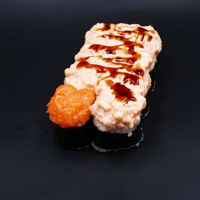 Ролл Нежный с лососемв Kami по цене 440 ₽