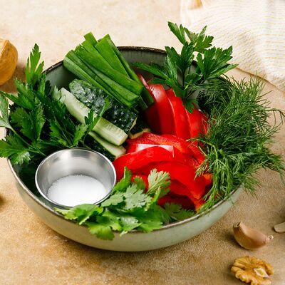 Овощная тарелка в Хинкали Хо по цене 470 ₽