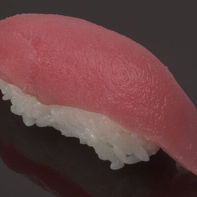 С тунцом в IONOTO по цене 140 ₽