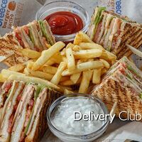 Клаб-сэндвич с микс в Greece Burger