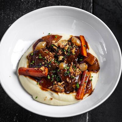 Томленый рибай, белые грибы и устричный соус в Техникум по цене 990 ₽