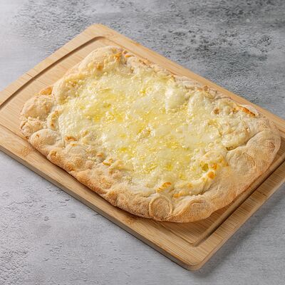 Пицца Кватро Формаджиов Ресторанчик по цене 990 ₽