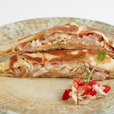 Цезарь блин в Гуленьки & Блинотека по цене 459 ₽