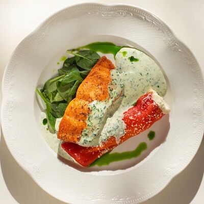 Стейк форели с перцем Рамиро в Тепло по цене 2330 ₽