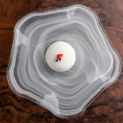 Вагаси с клубникой в Чочо по цене 450 ₽