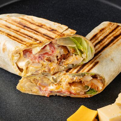 Шаурма Сырный барон в Сочный вертел по цене 585 ₽