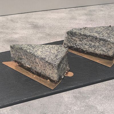 Чизкейк Маковый в Фабрика чизкейков по цене 270 ₽