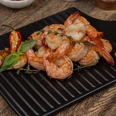 Тигровые креветки отварныев Lariote по цене 900 ₽