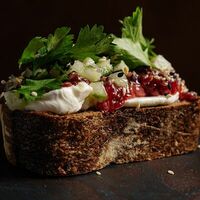 Брускетта с говядиной в Inside