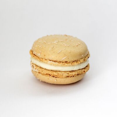 Макарон Кокос-манго в Гости по цене 160 ₽