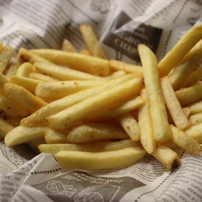 Картофель фри в Арт-шоу ресторан Балаган Сити по цене 280 ₽