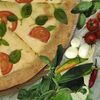 Пицца Маргарита с базиликом в Pizza Express 24 часа по цене 1500