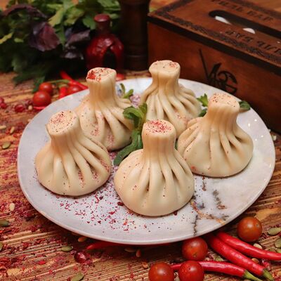 Хинкали с говядиной и свининой в Vagr по цене 240 ₽