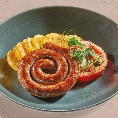 Колбаски на гриле с картофелем и помидорами в Pizzarella36 по цене 990 ₽