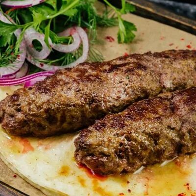 Люля-кебаб из говядины и курицы в Zames 1 по цене 820 ₽