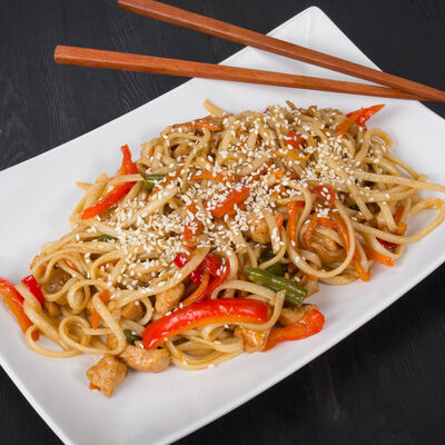 Вок с курицей в Аквасуши по цене 349