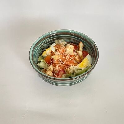 Цезарь с сёмгой в Самовар на Минусинской по цене 355 ₽