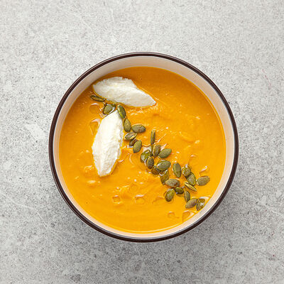 Тыквенный крем-суп с рикоттой в Vaffel Норвежские вафли, завтраки, кофе по цене 440 ₽