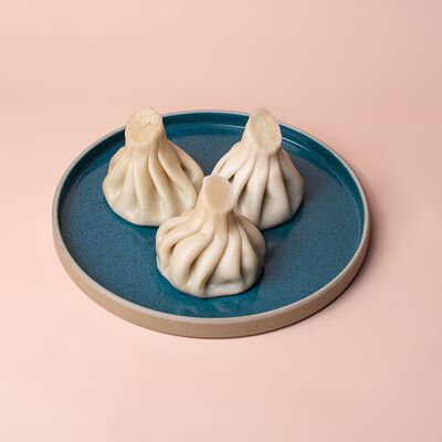 Хинкали со шпинатом и сыром в Tbls по цене 90 ₽