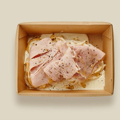 Паста с тамбовским окороком в Хорошим Людям по цене 780 ₽