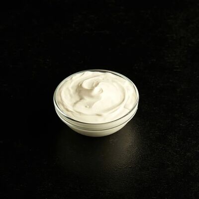 Сметана в Кубанские пивоварни по цене 100 ₽